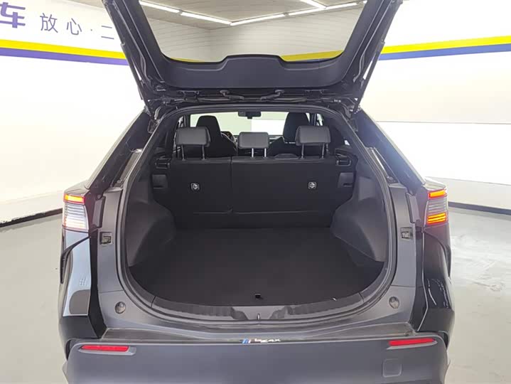 Toyota bZ4X 2022 2022款 两驱精英JOY版