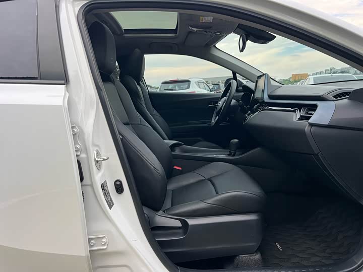 Toyota Izoa 2021 2021款 2.0L 奕享版