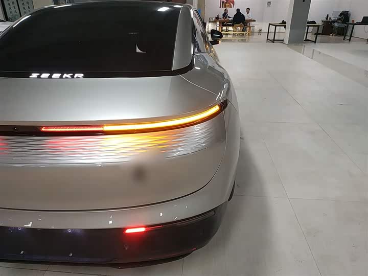 Zeekr 007 2024 2024款 后驱智驾版 100kWh