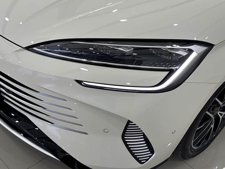 BYD Seal 07 DM-i Hybrid 2025 2025款 智驾版 DM-i 1.5T 125km 旗舰型