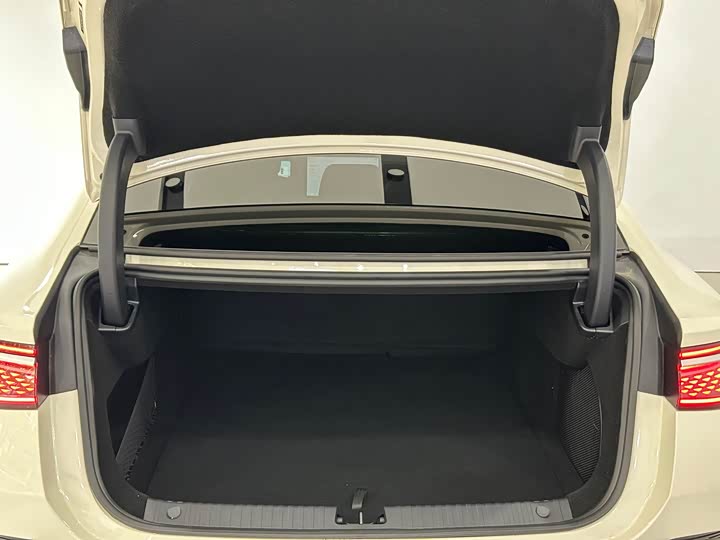 BYD Seal 07 DM-i Hybrid 2025 2025款 智驾版 DM-i 1.5T 125km 旗舰型