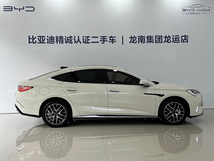 BYD Seal 07 DM-i Hybrid 2025 2025款 智驾版 DM-i 1.5T 125km 旗舰型