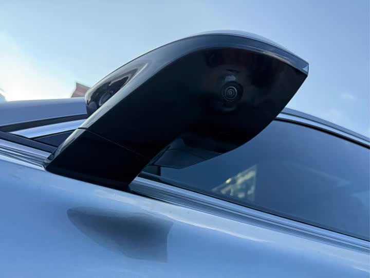 Roewe RX5 2023 2023款 1.5T 优越版