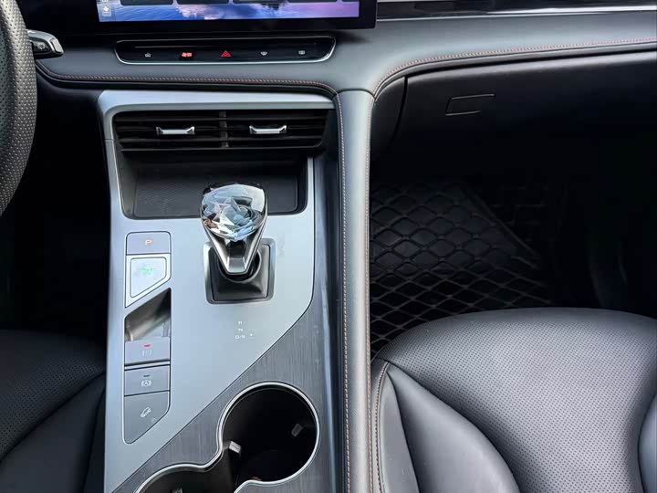 Roewe RX5 2023 2023款 1.5T 优越版