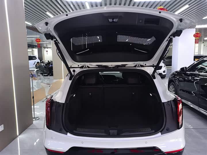Cadillac GT4 2023 2023款 25T 豪华型