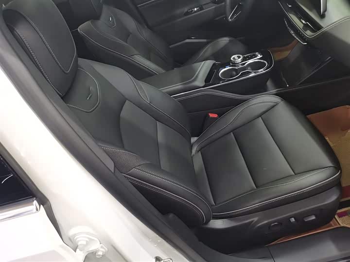 Cadillac GT4 2023 2023款 25T 豪华型