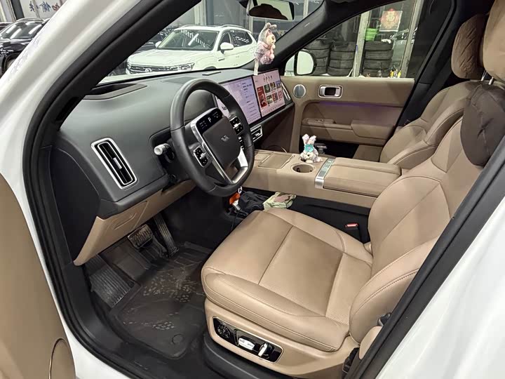 LiXiang L8 2025 2025款 Max 智能焕新版