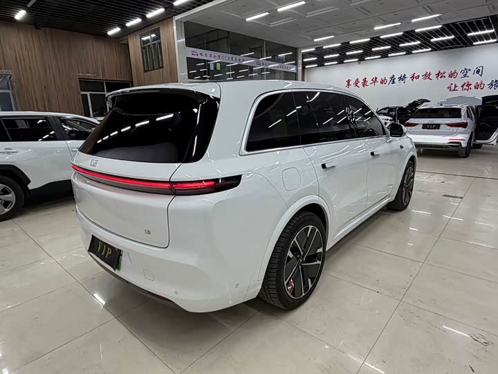 LiXiang L8 2025 2025款 Max 智能焕新版