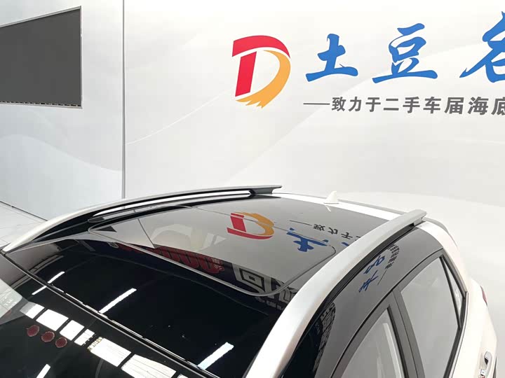 Kia KX1 2021 2021款 1.4L CVT天窗款