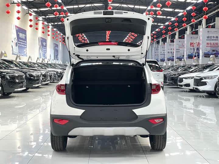 Kia KX1 2021 2021款 1.4L CVT天窗款