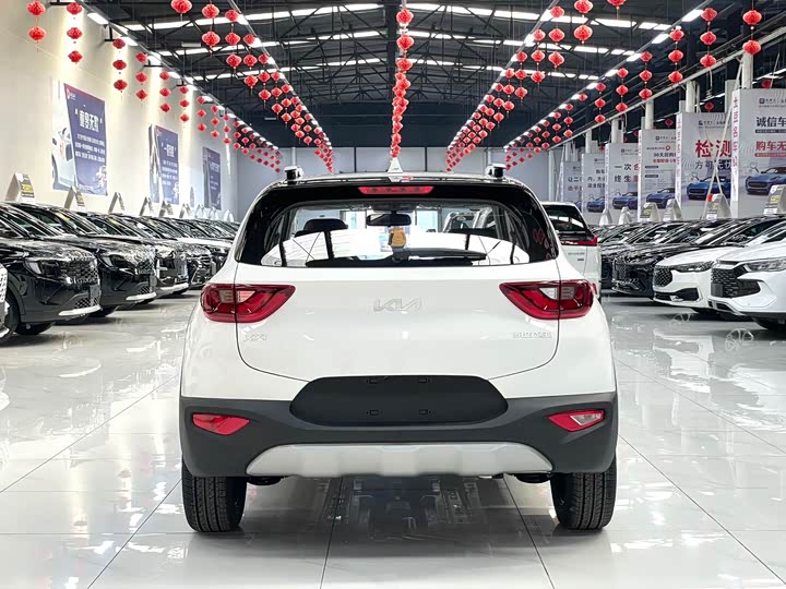 Kia KX1 2021 2021款 1.4L CVT天窗款
