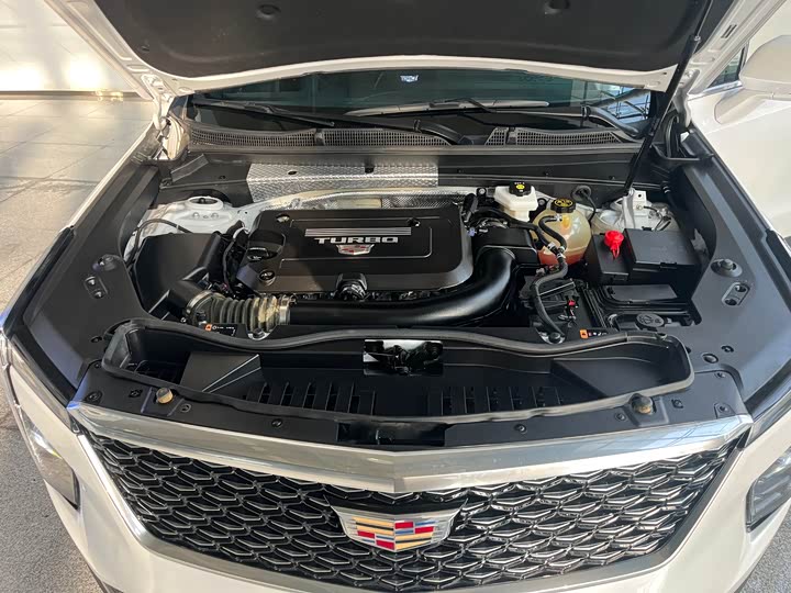 Cadillac XT4 2024 2024款 28T 两驱豪华型