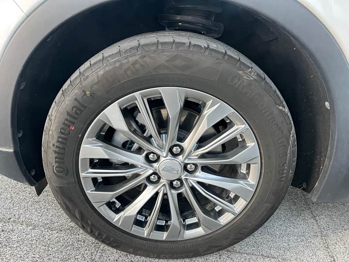 Cadillac XT4 2024 2024款 28T 两驱豪华型