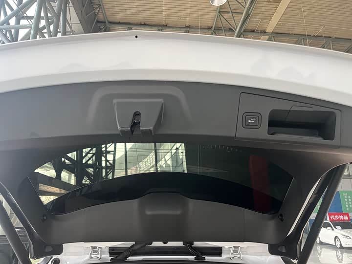 Cadillac XT4 2024 2024款 28T 两驱豪华型