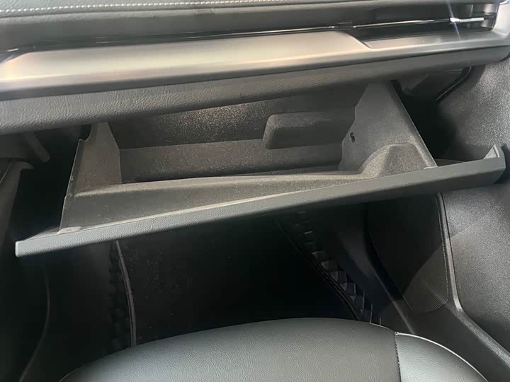 Cadillac XT4 2024 2024款 28T 两驱豪华型