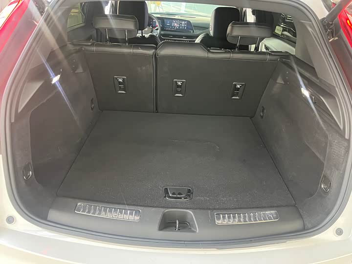 Cadillac XT4 2024 2024款 28T 两驱豪华型