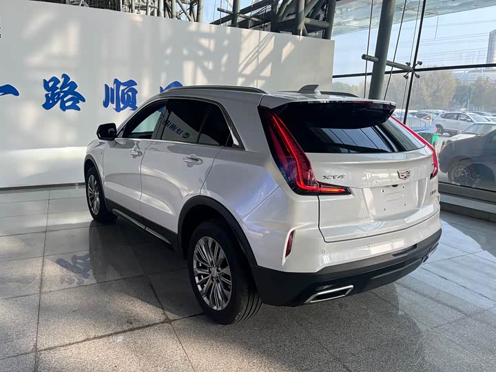 Cadillac XT4 2024 2024款 28T 两驱豪华型