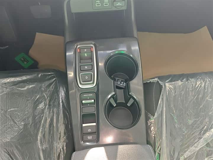 Honda Civic 2023 2023款 HATCHBACK 2.0L e:HEV 极曜版
