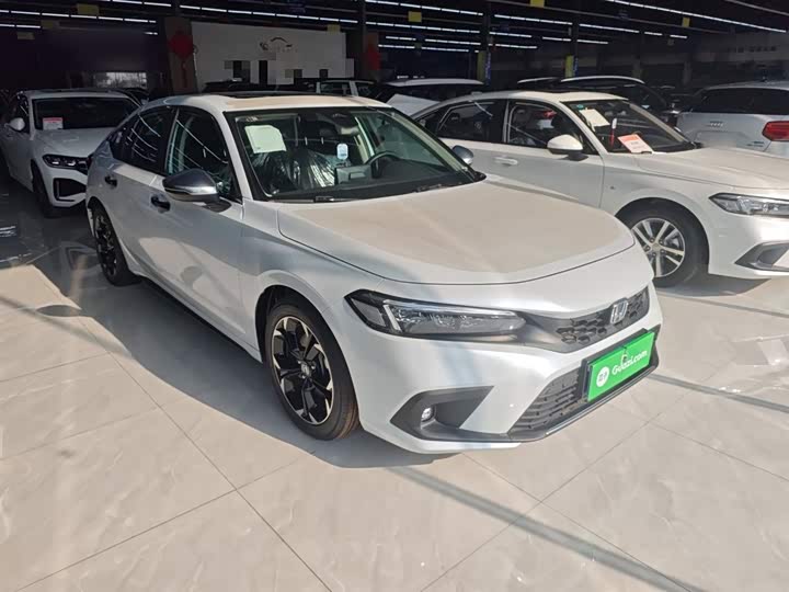 Honda Civic 2023 2023款 HATCHBACK 2.0L e:HEV 极曜版