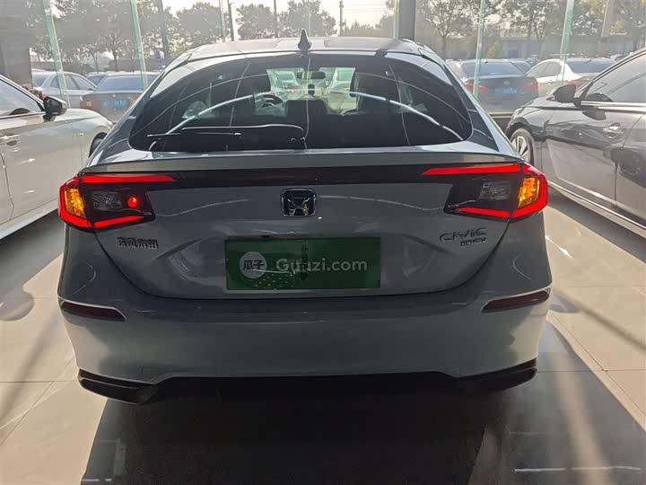 Honda Civic 2023 2023款 HATCHBACK 2.0L e:HEV 极曜版
