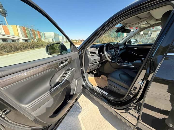 Toyota Highlander 2024 2024款 2.5L智能电混双擎四驱尊贵版 7座