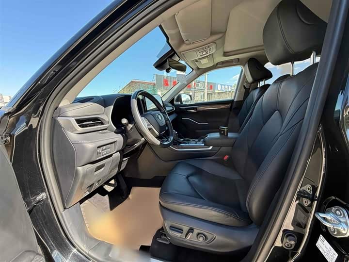 Toyota Highlander 2024 2024款 2.5L智能电混双擎四驱尊贵版 7座