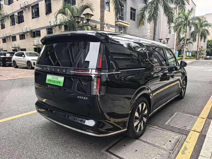 Volvo EM90 2025 2025款 Ultra 六座