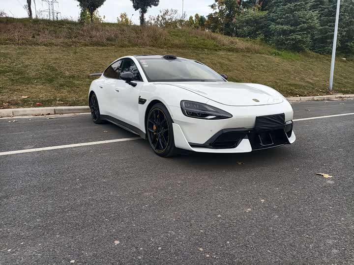 2025 Xiaomi SU7 Ultra