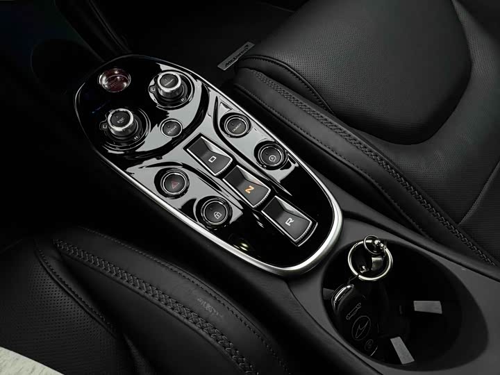 McLaren GT 2023 2023款 4.0T 标准型