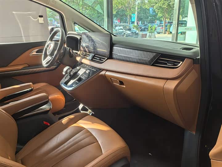 Hongqi HQ9 Hybrid 2024 2024款 2.0T 四驱商务版