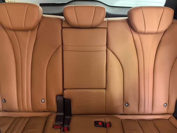 Hongqi HQ9 Hybrid 2024 2024款 2.0T 四驱商务版