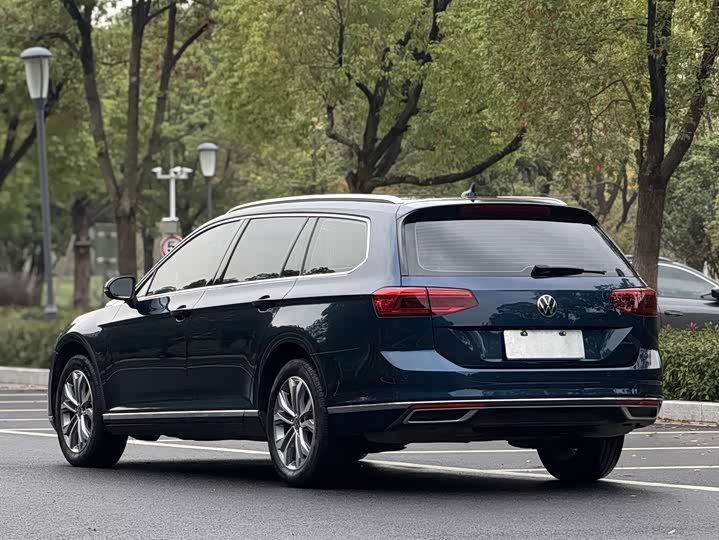 2021 Volkswagen Passat Variant