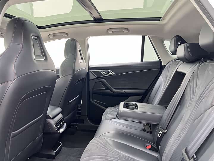 Roewe D5X DMH 2024 2024款 135科技版