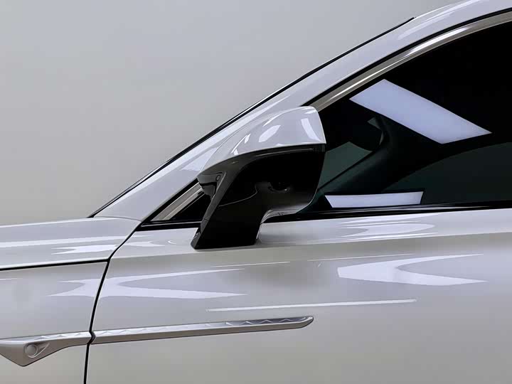 Roewe D5X DMH 2024 2024款 135科技版