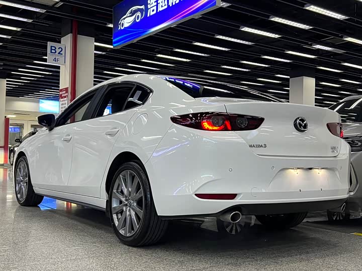 Mazda 3 (Axela) 2023 2023款 2.0L 自动质炫版