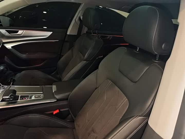 Audi A7L 2024 2024款 45 TFSI 豪华型