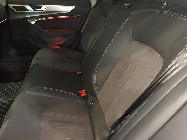 Audi A7L 2024 2024款 45 TFSI 豪华型