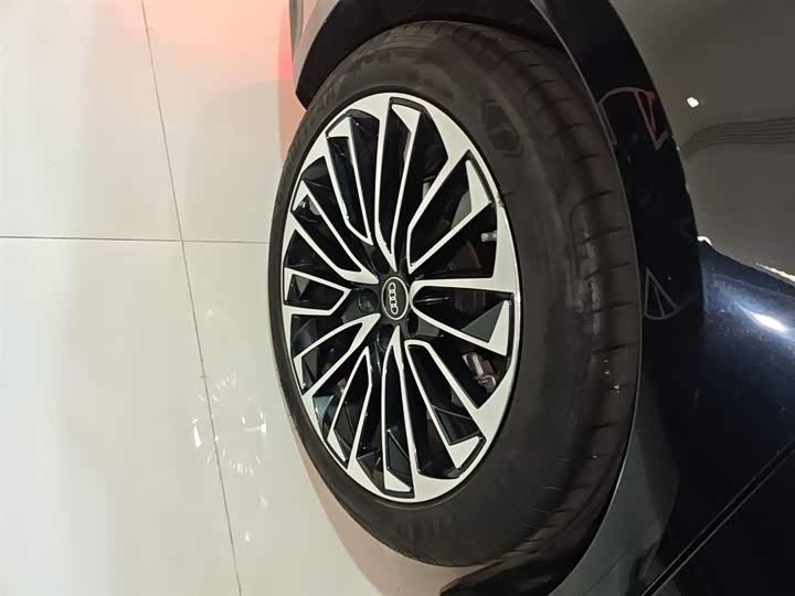 Audi A7L 2024 2024款 45 TFSI 豪华型