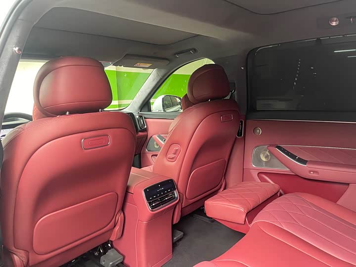 Aito M8 2025 2025款 增程 Max版 37kWh 5座版