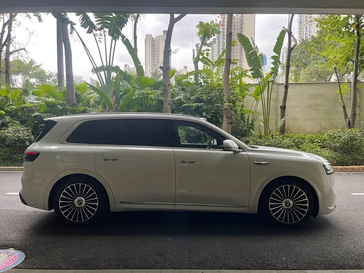 Aito M8 2025 2025款 增程 Max版 37kWh 5座版