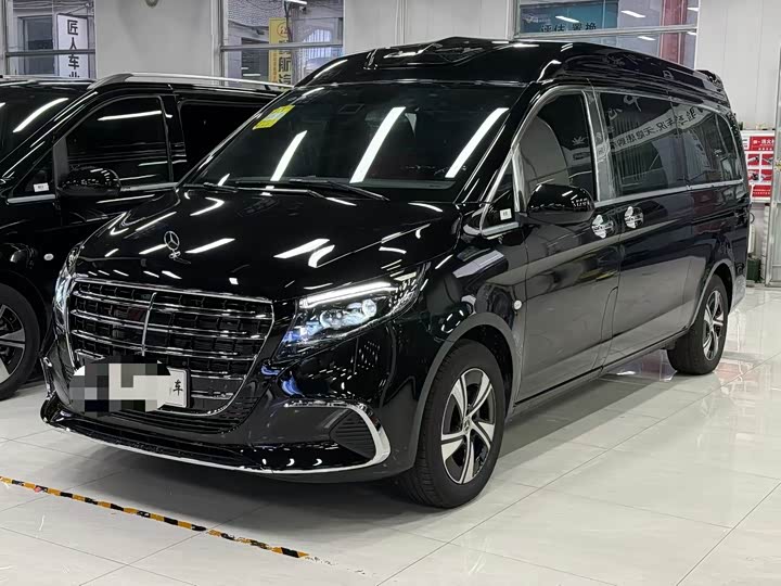 Mercedes-Benz Vito 2024 2024款 2.0T 商务版 7座