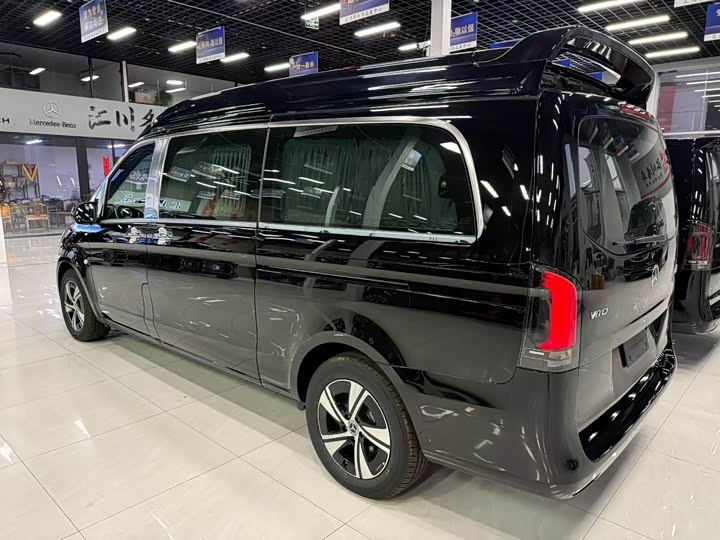 Mercedes-Benz Vito 2024 2024款 2.0T 商务版 7座