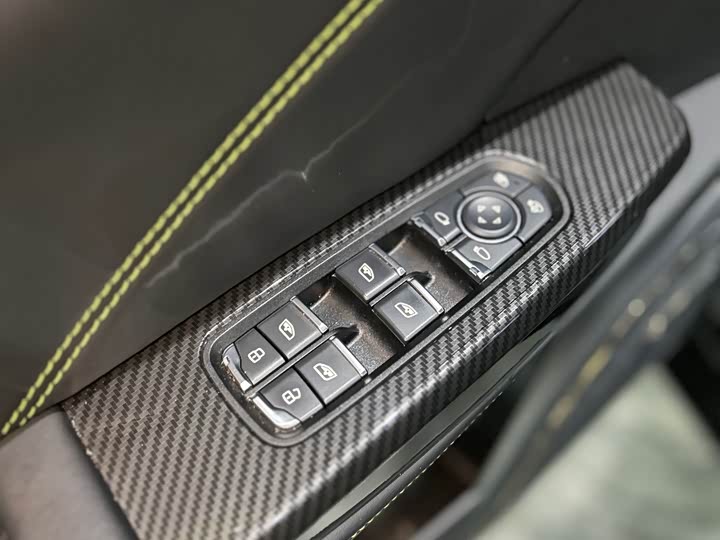 Hozon U 2022 2022款 智610 Pro 三元锂