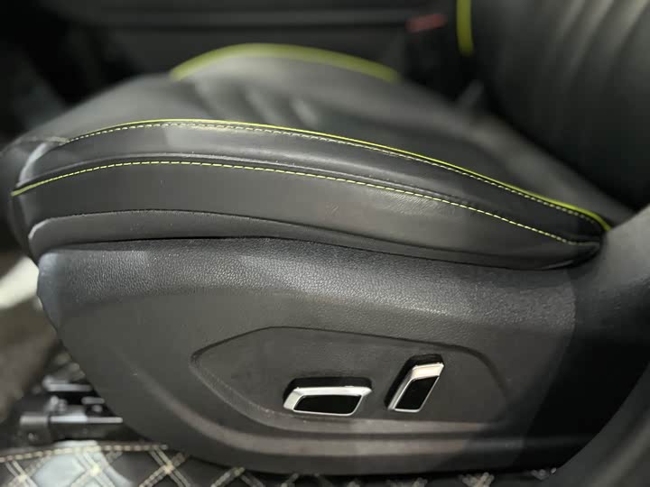 Hozon U 2022 2022款 智610 Pro 三元锂