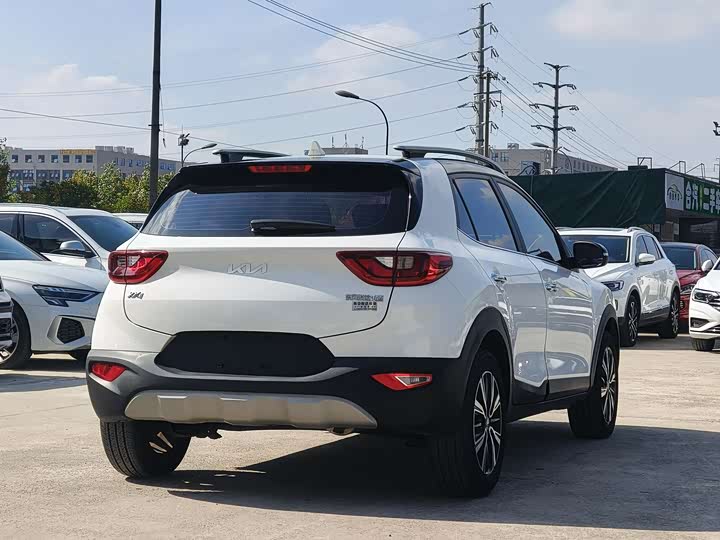 Kia KX1 2021 2021款 1.4L CVT天窗款