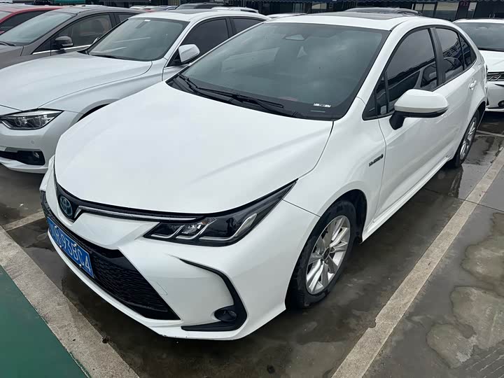 Toyota Corolla 2024 2024款 1.8L 智能电混双擎 精英版