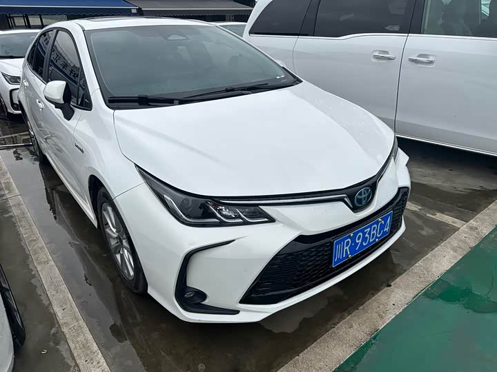 Toyota Corolla 2024 2024款 1.8L 智能电混双擎 精英版