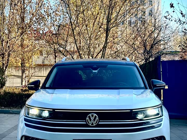 Volkswagen Tavendor 2024 2024款 380TSI 四驱R-Line巡游版
