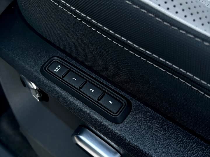 Volkswagen Tavendor 2024 2024款 380TSI 四驱R-Line巡游版