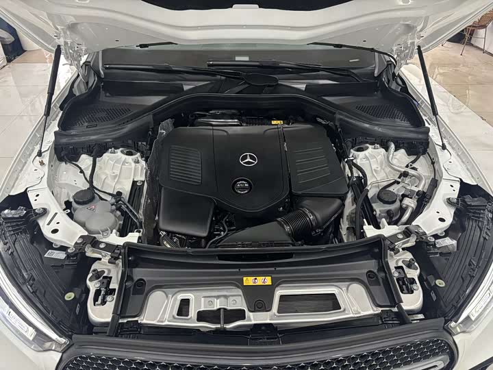 Mercedes-Benz GLC-Class 2023 2023款 改款 GLC 300 L 4MATIC 动感型 7座